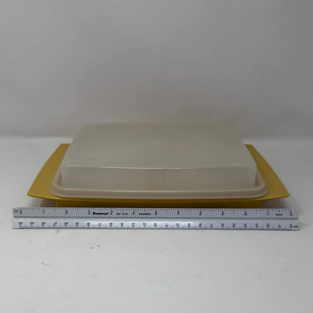 Vintage Tupperware 4-piece Deviled Egg Keeper In Harvest Gold